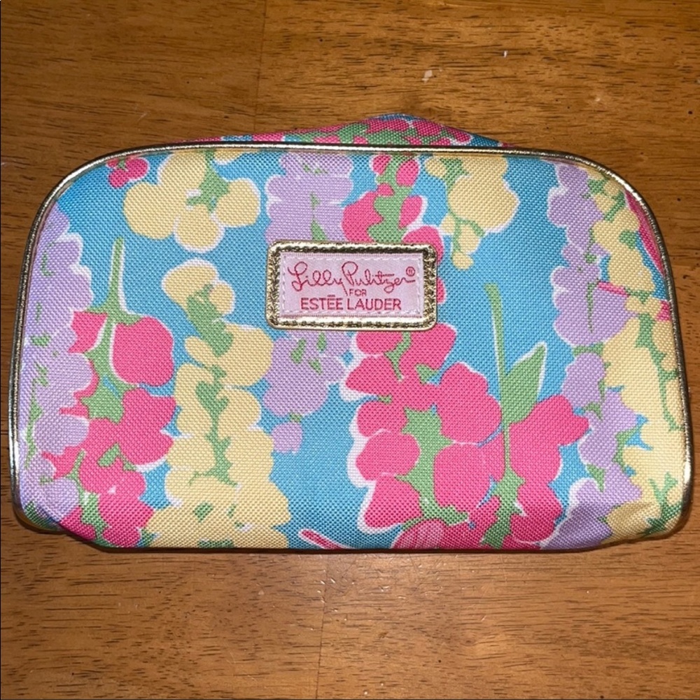Lilly Pulitzer for Estee Lauder Zippered Cosmetic Travel Bag.